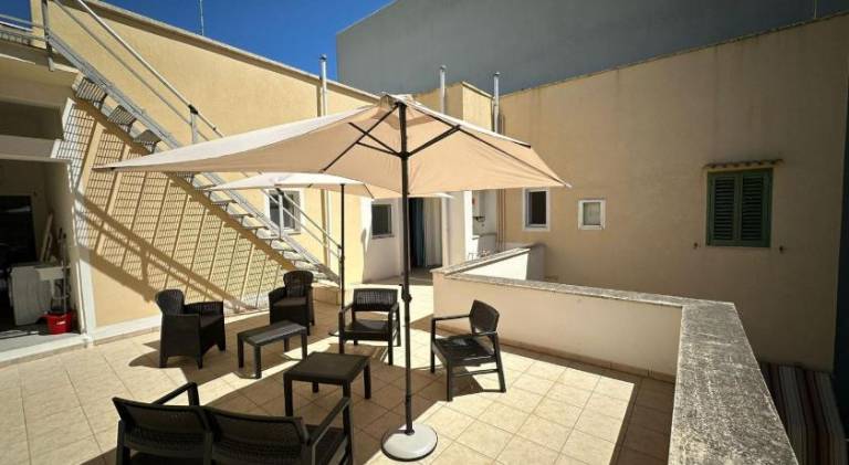 Pleasant rental apartment with terrace | Close to the beach | Suitable for remote work | Dogs allowed — photo 3
