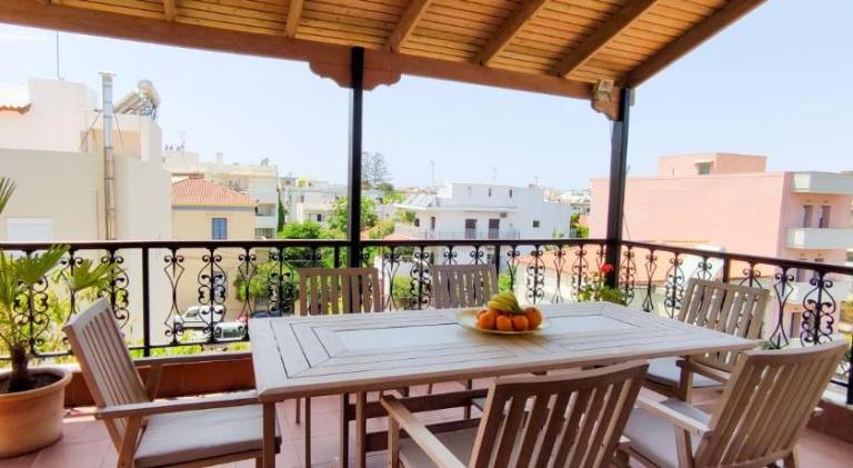 Rental apartment with terrace — photo 3