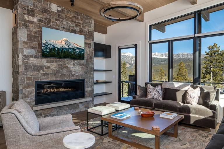 House  Big Sky