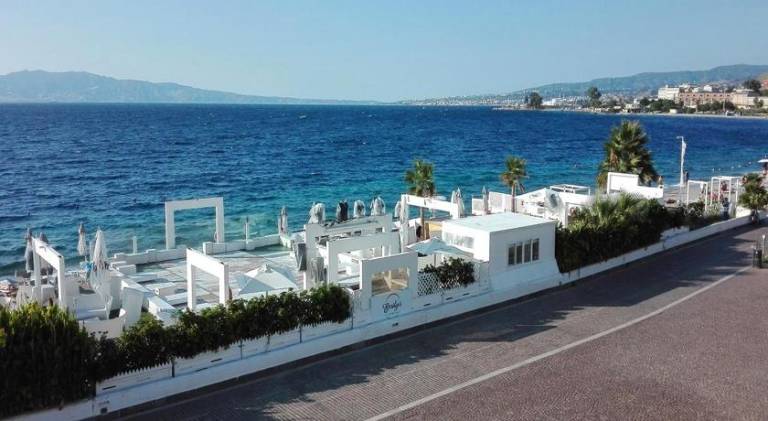 Luna di Sale - Romantic Sea Rooms & Apartments — photo 3