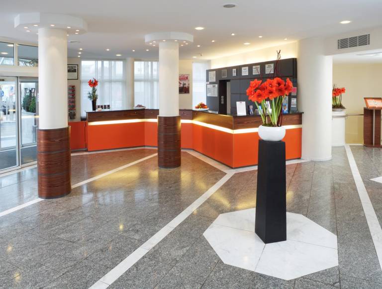 Mercure Residenz Frankfurt Messe Hotel — photo 4