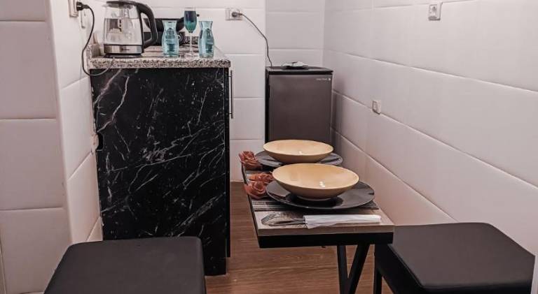 Pleasant apartment with jacuzzi | Pet-friendly — photo 4