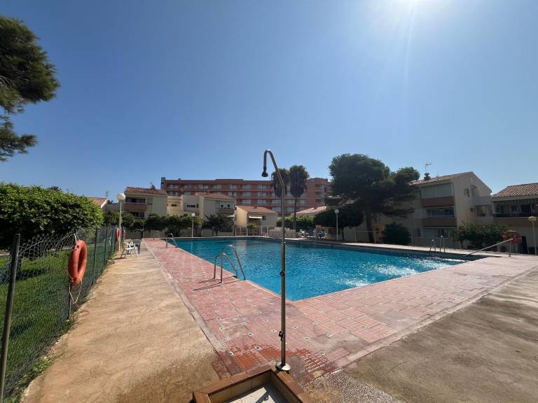 Lovely 2 bedroom apartment at 100 meters from the beach — photo 2