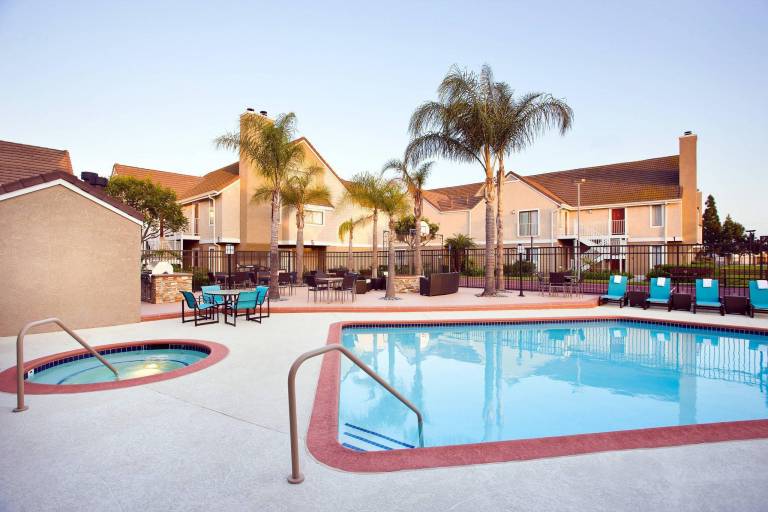 Residence Inn by Marriott Costa Mesa Newport Beach — photo 2