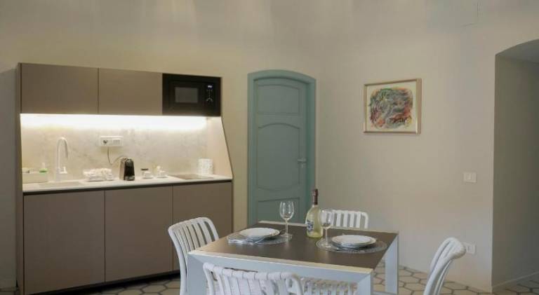 Viaggio Homes Appartamenti da 60 m2 con Jacuzzi Hammam Cucina Patio con Aperitivo di Benvenuto — photo 5