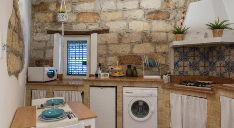 Charming vacation home | Near Teatro Massimo | Pet-friendly — photo 3