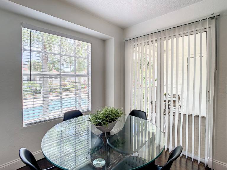 Condo with terrace & pool — photo 5