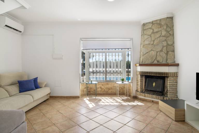 Holiday Home 'Independiete Con Piscina' with Mountain View, Wi-Fi and Air Conditioning — photo 5