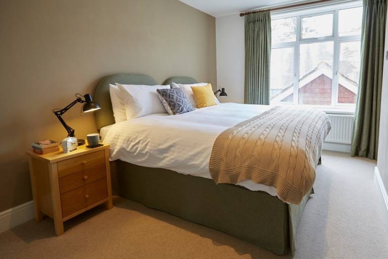 Accommodation  Bartley