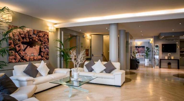 Hotel Executive — photo 3