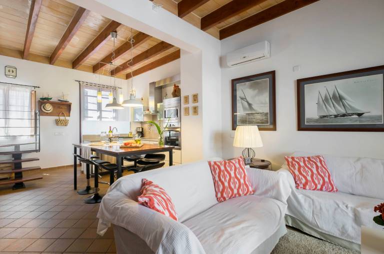 Fisherman’s House by the Sea: “Sa Caseta” in Portocolom — photo 3