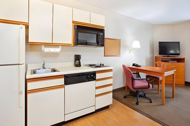 Candlewood Suites Huntersville-Lake Norman Area By IHG — photo 3