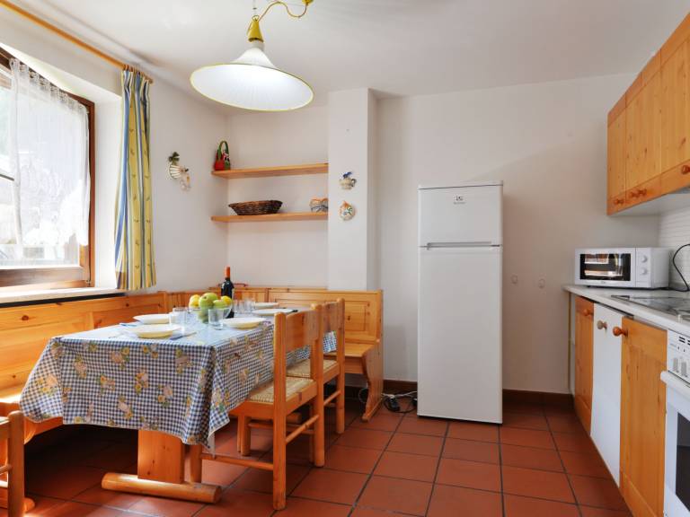 Family-oriented holiday apartment | Mountain view | Next to the ski | Dogs allowed — photo 3