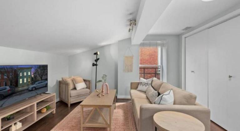 Nice apartment | Pet-friendly in Cincinnati, OH