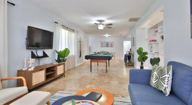 Villa with hot tub & barbeque | Suitable for remote work | Pets allowed — photo 5