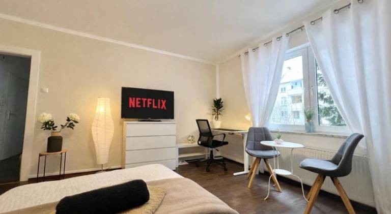 Apartment with 2 rooms for 6 persons in Essen