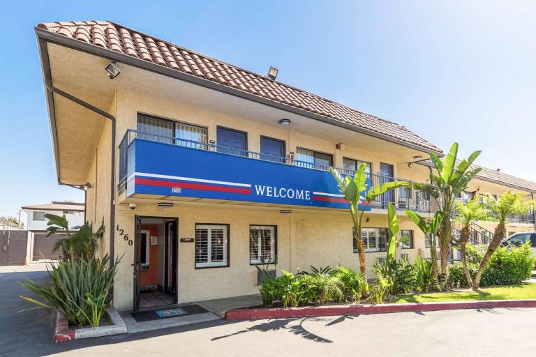 Motel 6 Riverside CA UCR East