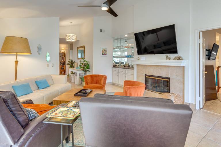 Pool Access, WFH Ready: Home in Palm Desert — photo 2