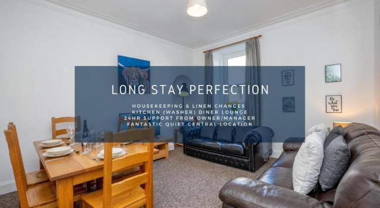 Free Parking Outside LEZ Zone - Dwellcome Home Ltd 3 Double Bedroom Apartment, Fast WIFI, Ideal for in Aberdeen