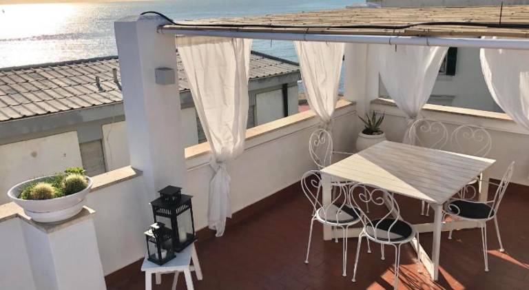Fully equipped pleasant house with terrace | Next to the beach | Good for workation | Dogs allowed — photo 5