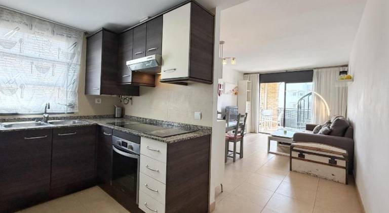 Holiday apartment with pool — photo 3