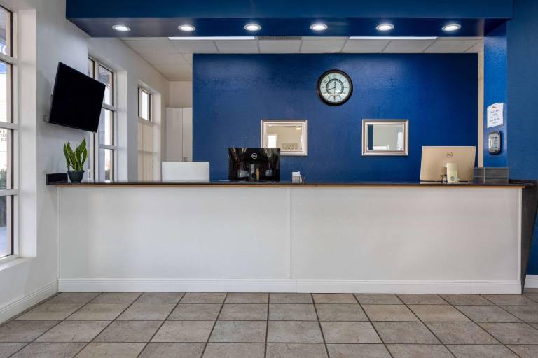 Baymont by Wyndham Marianna in Marianna, FL