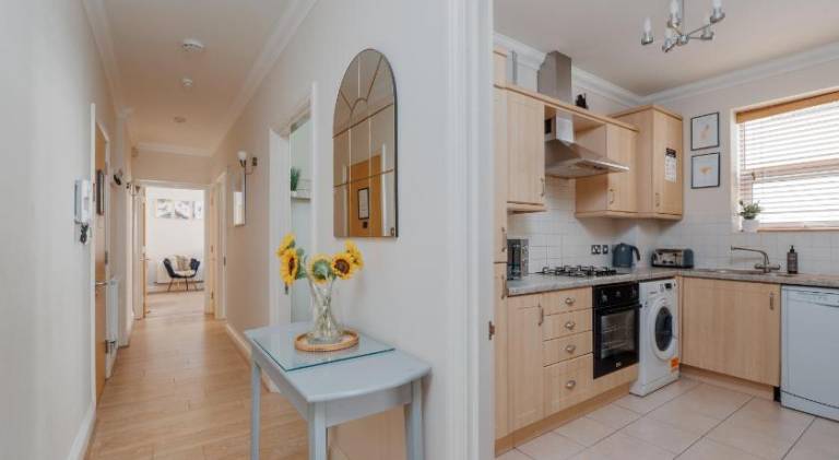 Rental apartment with 2 rooms for 6 persons — photo 3