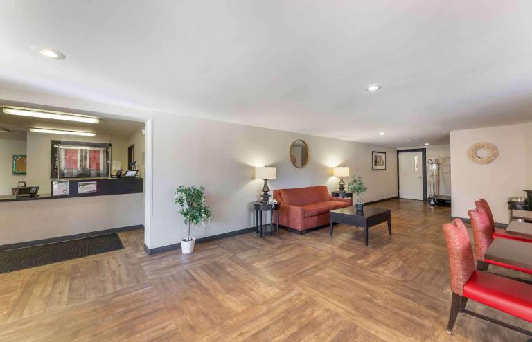 Extended Stay America Suites - Cleveland - Middleburg Heights — photo 4