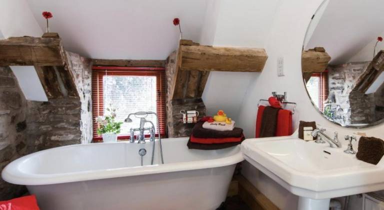 Nice apartment with jacuzzi | Pets are welcome — photo 2