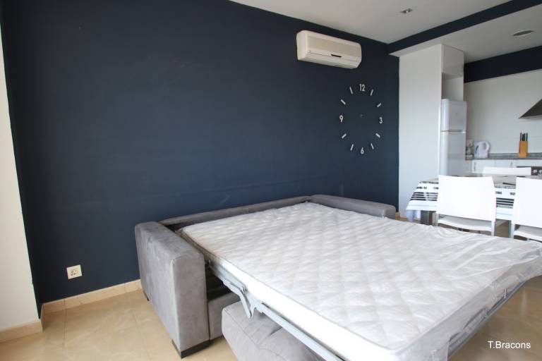 Holiday apartment with patio & yard — photo 3