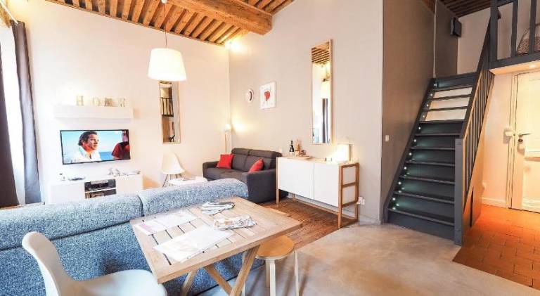 Apartment | Close to Place Bellecour — photo 2