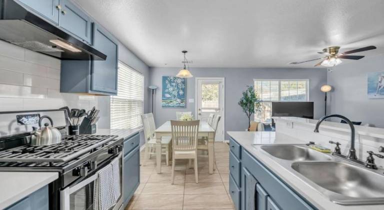 Charming vacation home | Good for workation | Pets allowed — photo 3