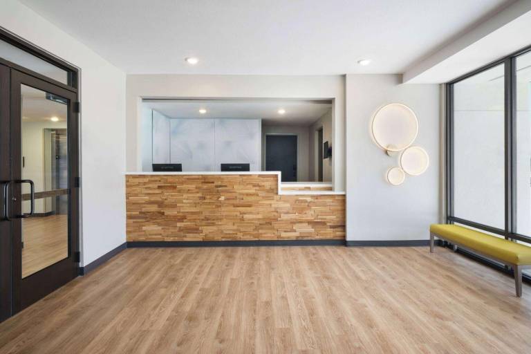 Echo Suites Extended Stay Reno — photo 4
