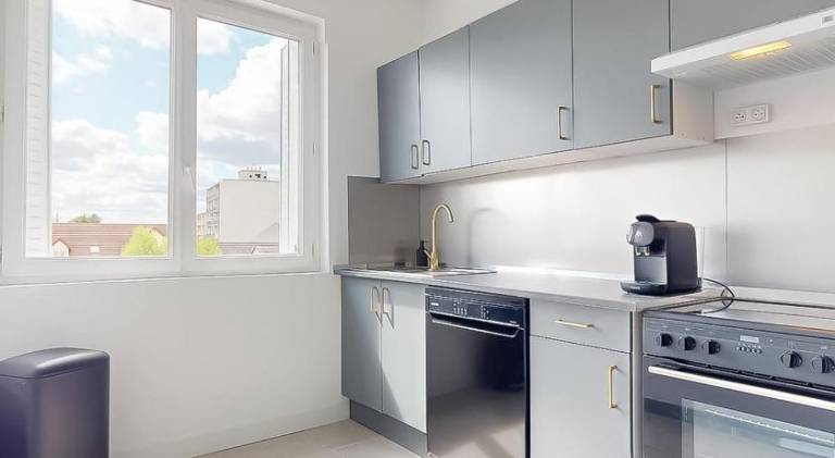 Spacieux appartement proche centre - hopital — photo 3