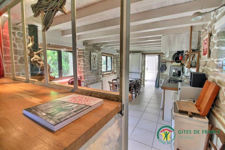 Gite with barbeque, patio & garden | Pets allowed — photo 5