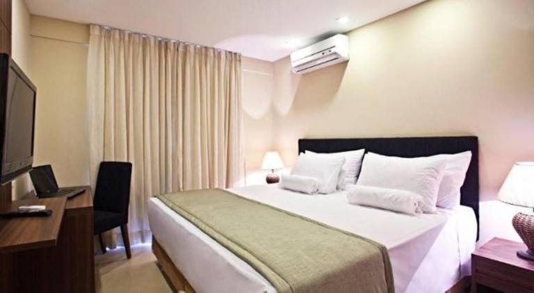 Serviced apartment with pool & sauna in Petrópolis