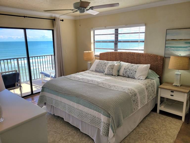 312 Oceanfront Corner Condo with Fabulous Views