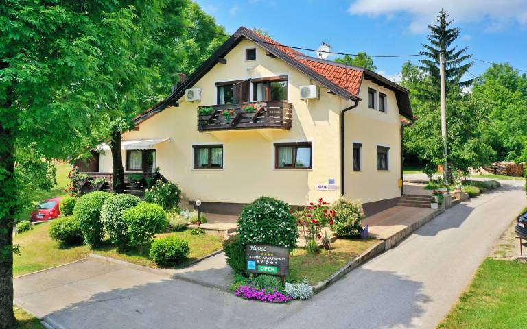 Studio apartman  Korita