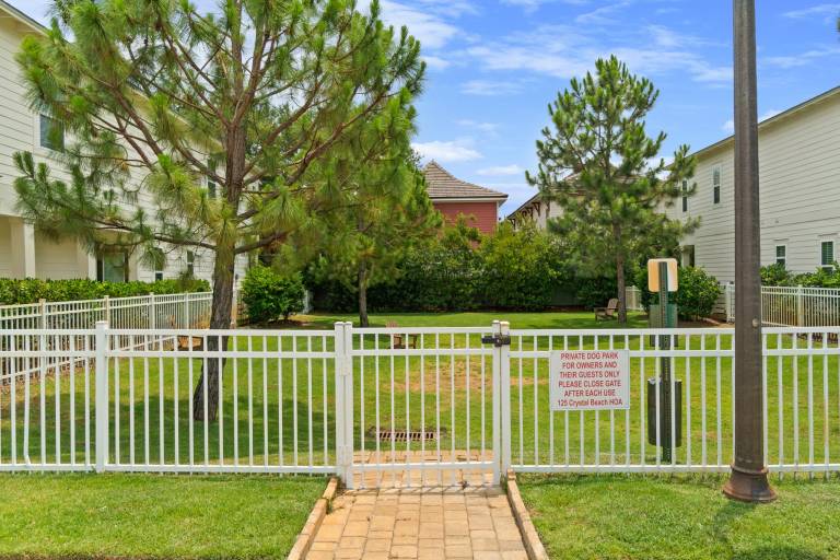 Child-friendly vacation home with heated pool, terrace & barbeque | Sea view | Pets allowed — photo 5