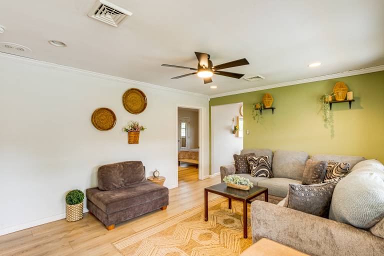 Near Dog Beach: Somers Point Escape w/ Large Yard! — photo 3