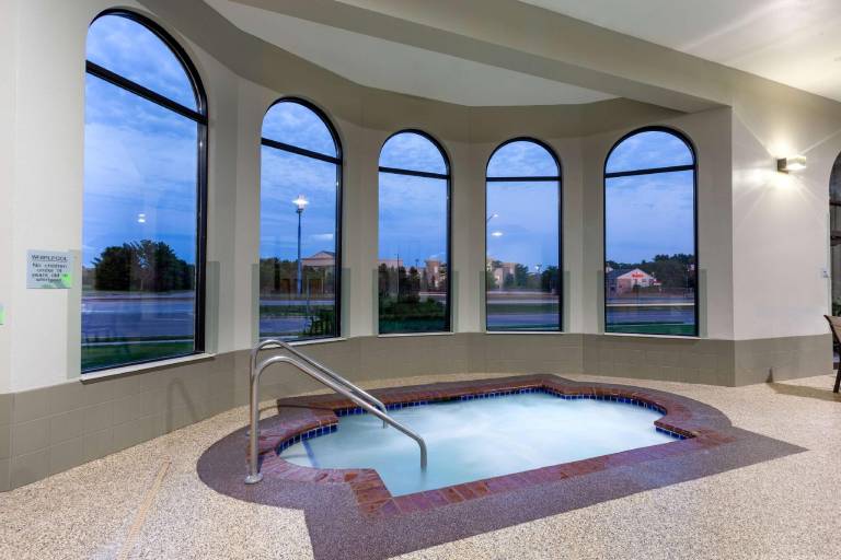 Wingate by Wyndham Wisconsin Dells — photo 4