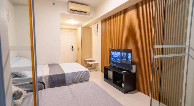 Serviced apartment with garden, patio & pool | Pets are welcome in Tagaytay