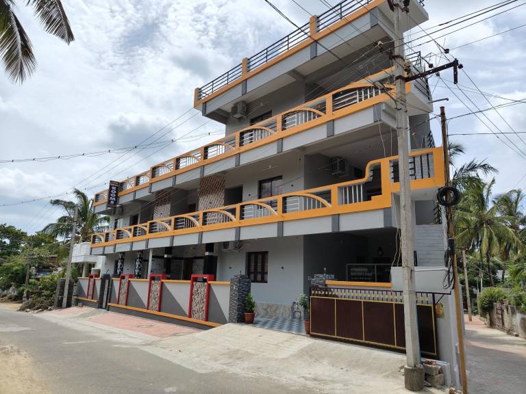 SUNRISE homestay and lodge