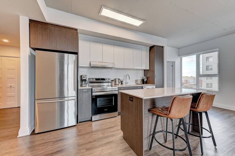 Apartment  Pointe-Claire