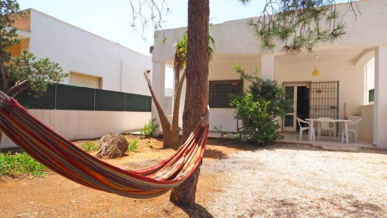 Pleasant house with patio & yard | Beach view | Pets allowed in Alliste