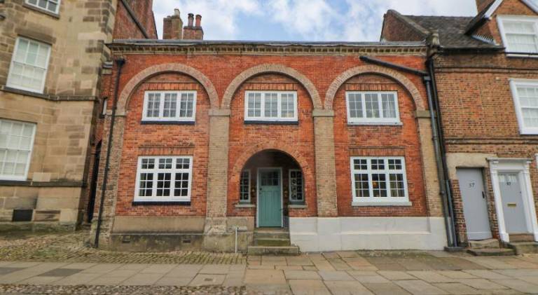 House Ashbourne