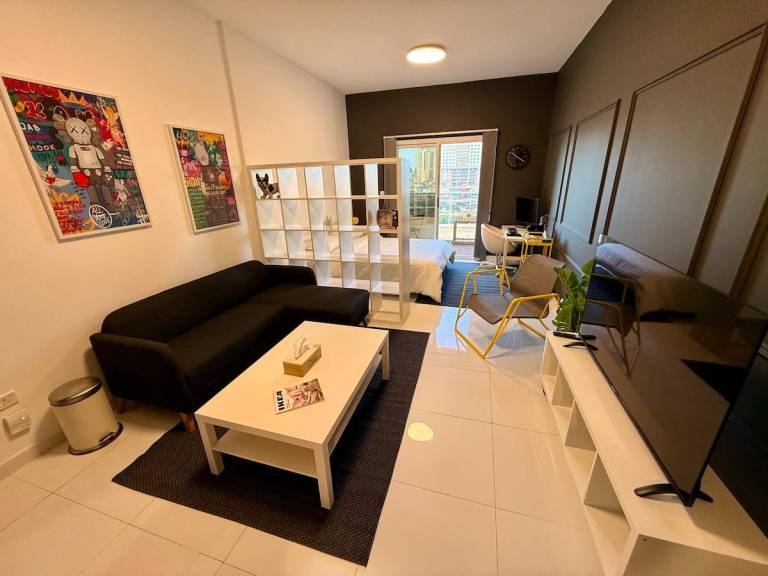 House with 1 room for 2 persons in Dubai