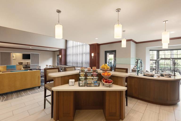 Staybridge Suites Tampa East- Brandon By IHG — photo 3