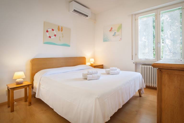 Holiday apartment with patio | Next to the beach | Pet-friendly — photo 5