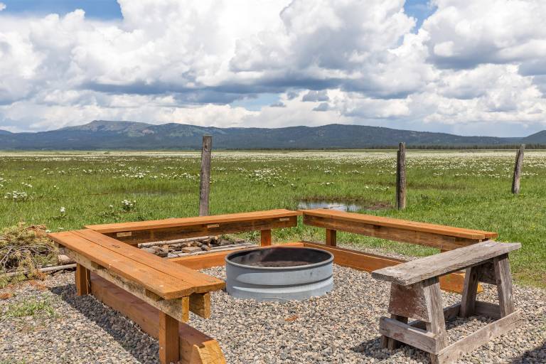 KABINO: Dog Friendly, Yellowstone, Trails — photo 4